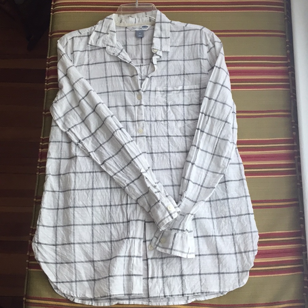 Old Navy Linen Button-Down - Picture 1 of 2
